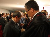 Da esq. p/ dir.: juiz auxiliar da presidência do TSE, Márcio Boscaro e o mininistro do TSE, Henr...