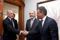 Na foto, da esq. p/ dir.: Manoel Luiz Ribeiro, juiz assessor da presidência e des. Carlos Eduard...
